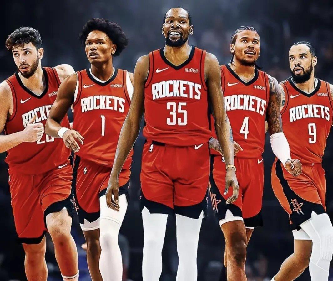 包含纽约尼克斯赛后主帅复盘，志在CBA季后赛名次提升，球迷炸锅，赛程密集仍需轮换的词条